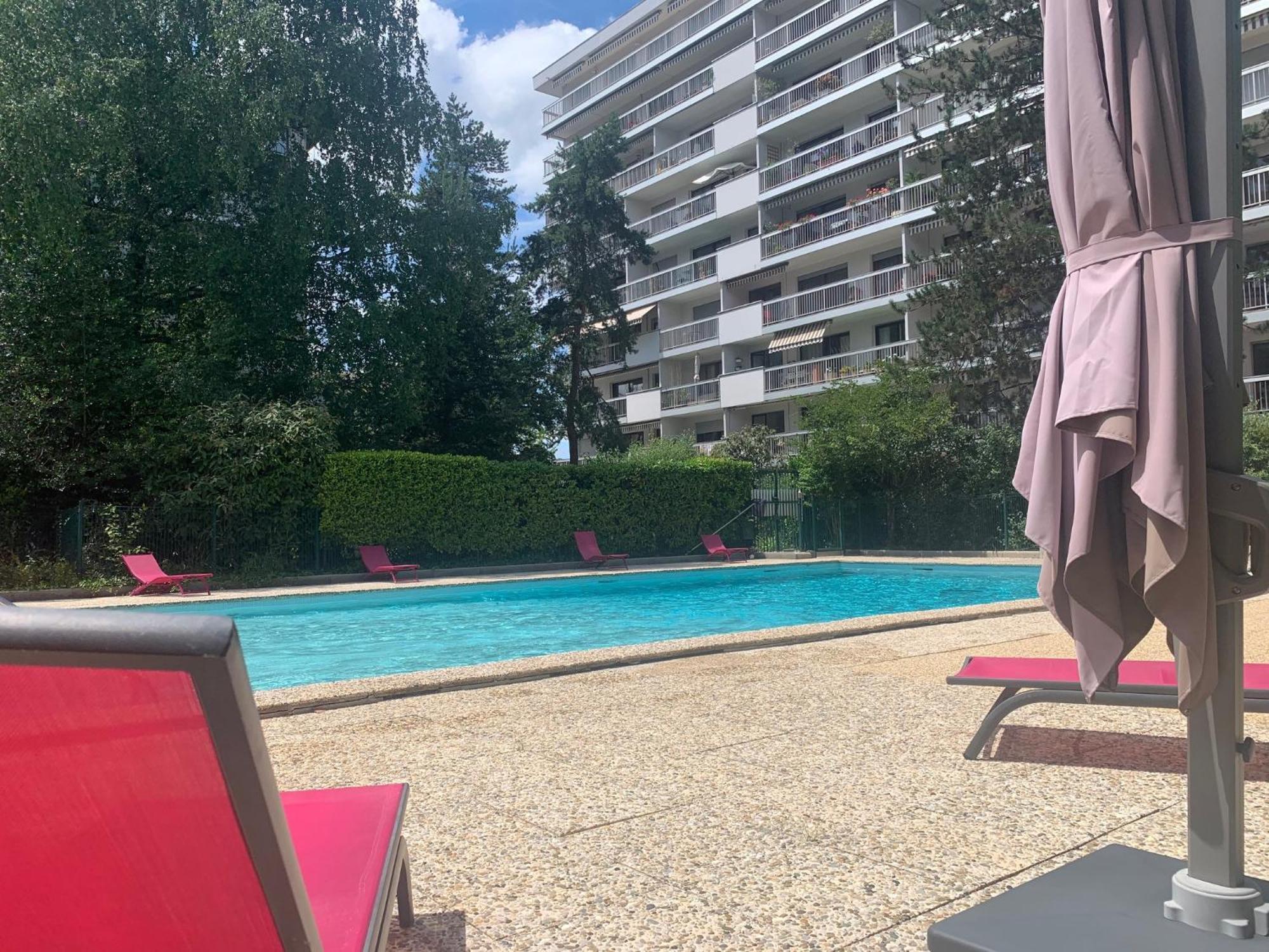 Kusmi Love Piscine Proche Du Lac Annecy Exteriér fotografie