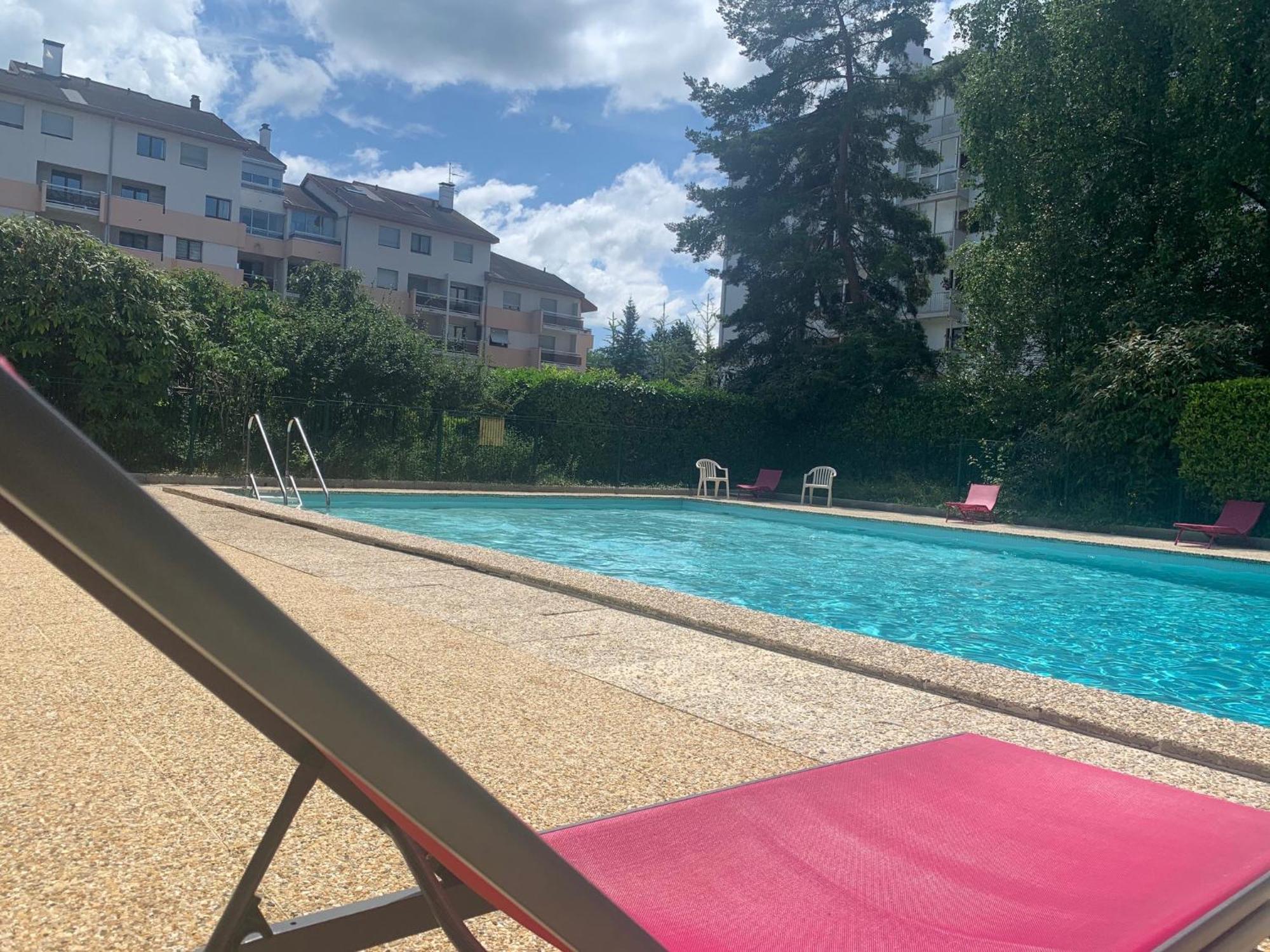 Kusmi Love Piscine Proche Du Lac Annecy Exteriér fotografie